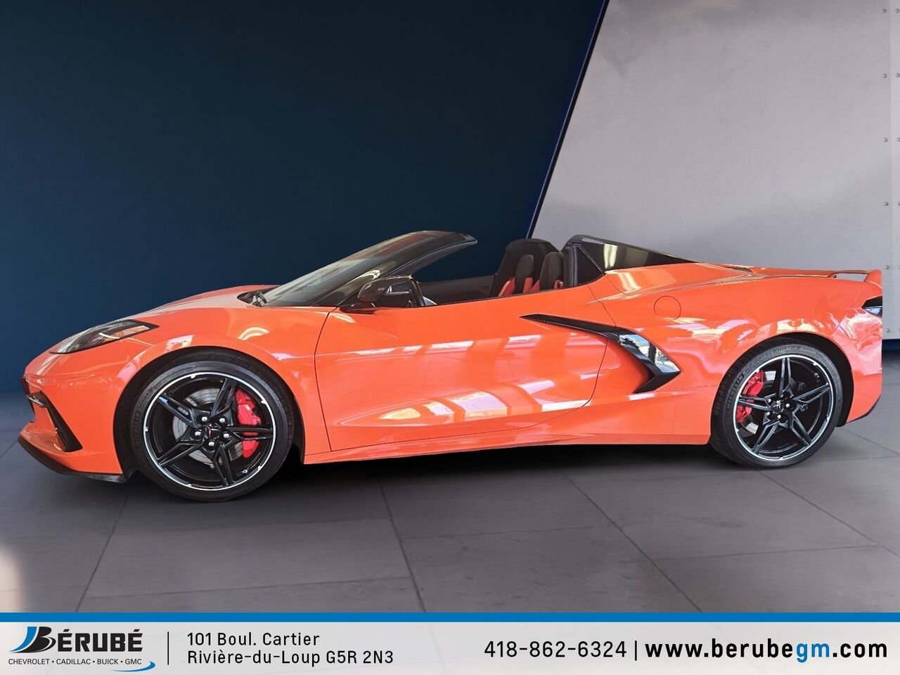 CHEVROLET CORVETTE STINGRAY CABRIOLET Stingray cabriolet 2 portes avec 3LT 2021 Orange Rivière-du-Loup - photo #1