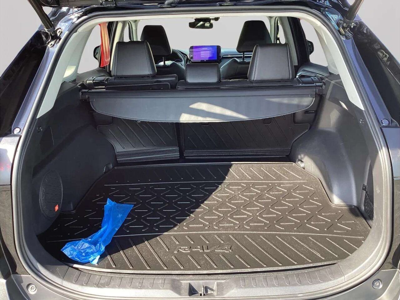 2023 TOYOTA RAV4 LIMITED AWD Black Gatineau - photo #20