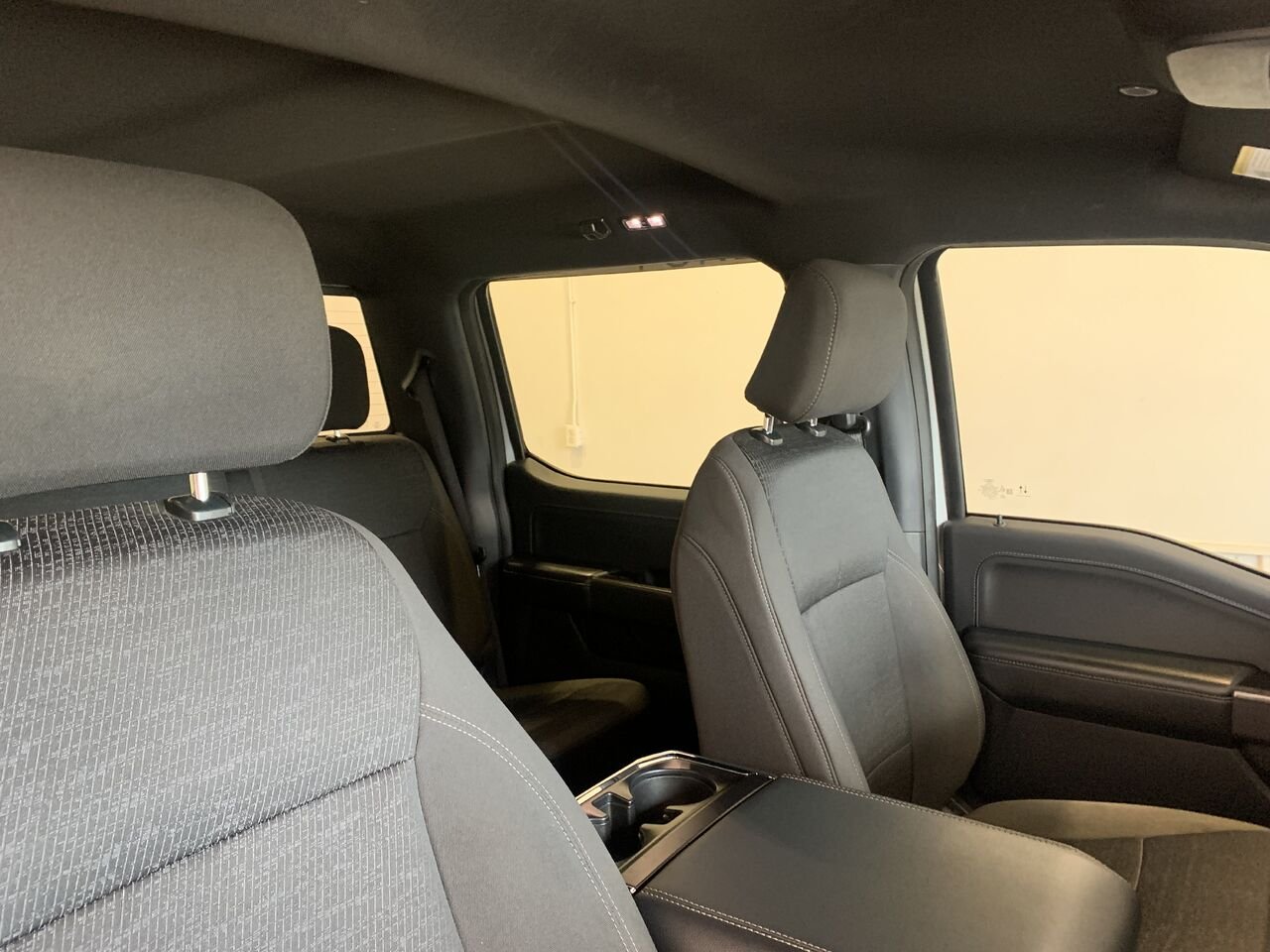 Ford F-150 F150 XLT CREW CAB SHORT BOX 2024 Gris Châteauguay - photo #14