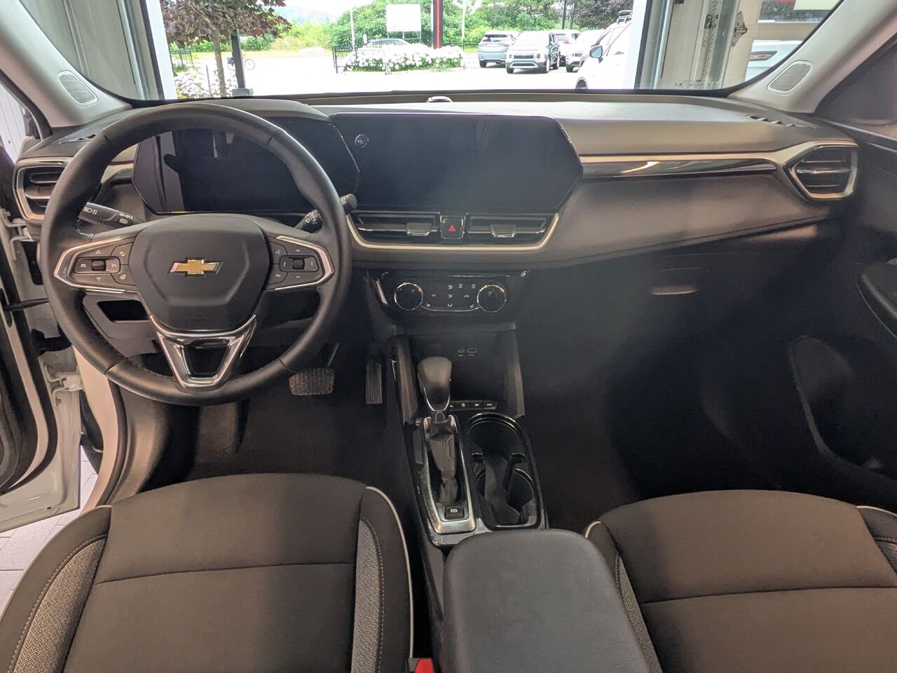 Chevrolet Trailblazer 2025 Blanc Gatineau - photo #11