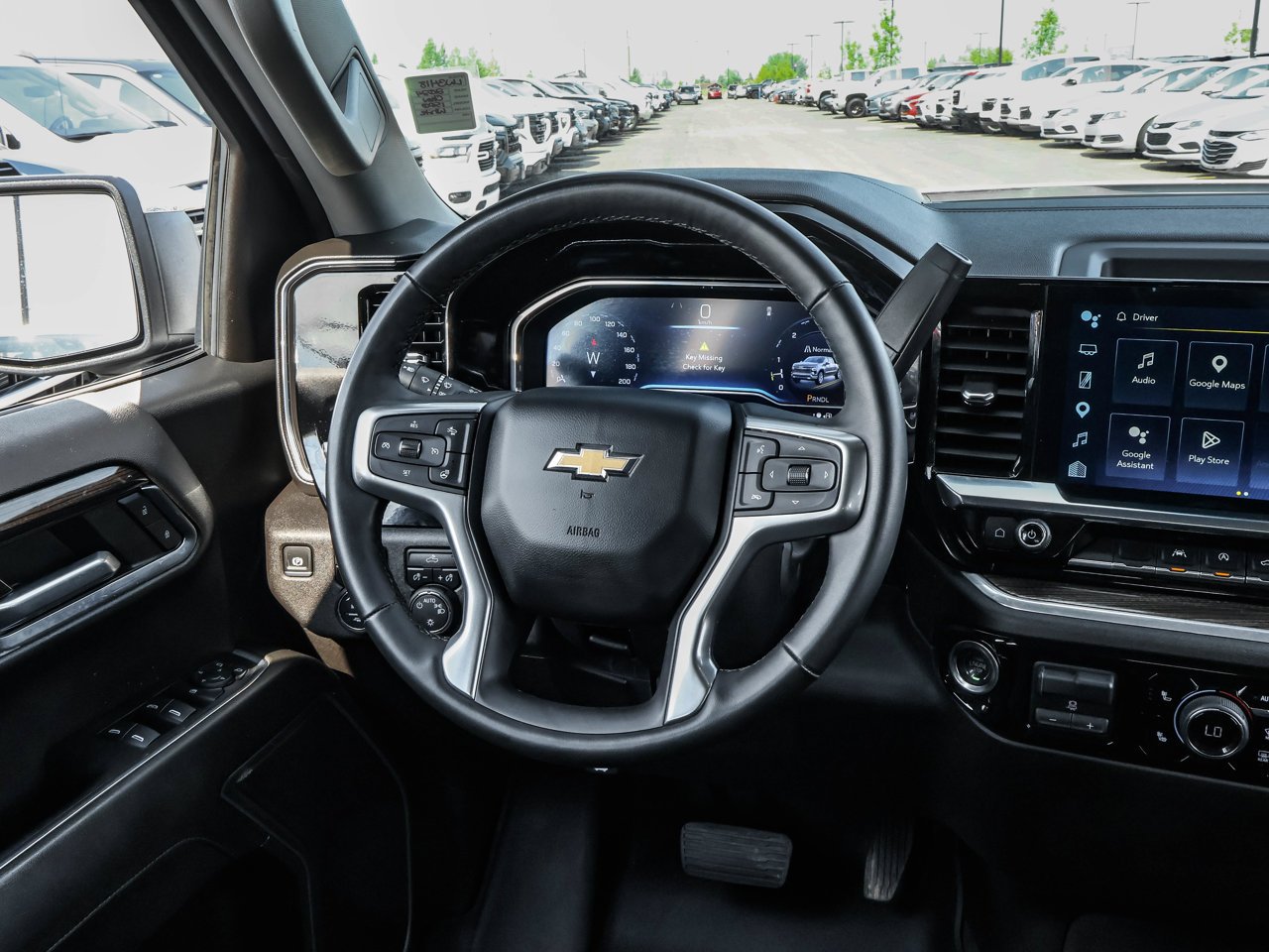 2024 Chevrolet Silverado 1500 4WD Crew Cab 147 LT White Sherwood Park - photo #17