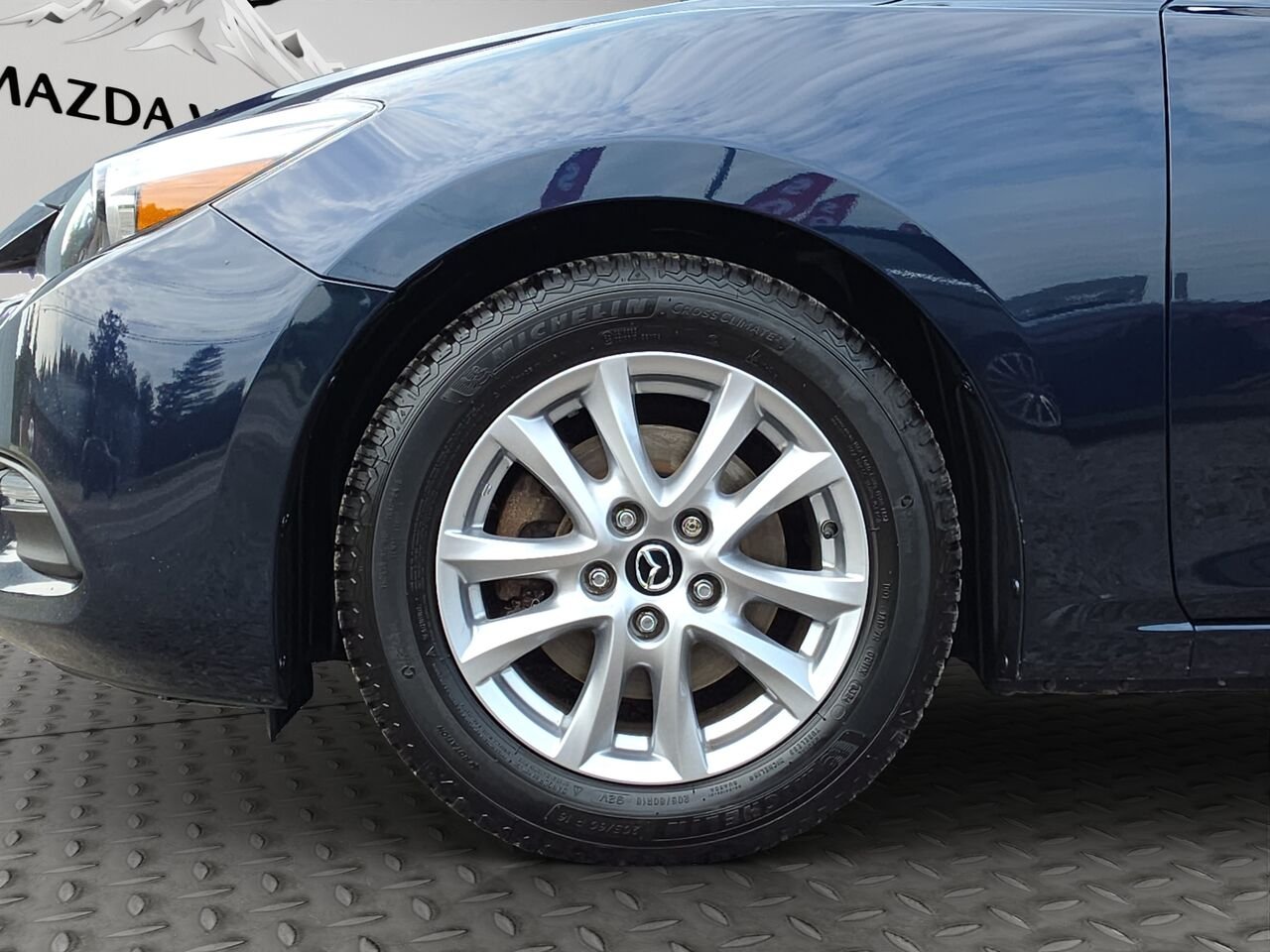 Mazda Mazda3 GS BM 2018 Bleu Val-David - photo #28
