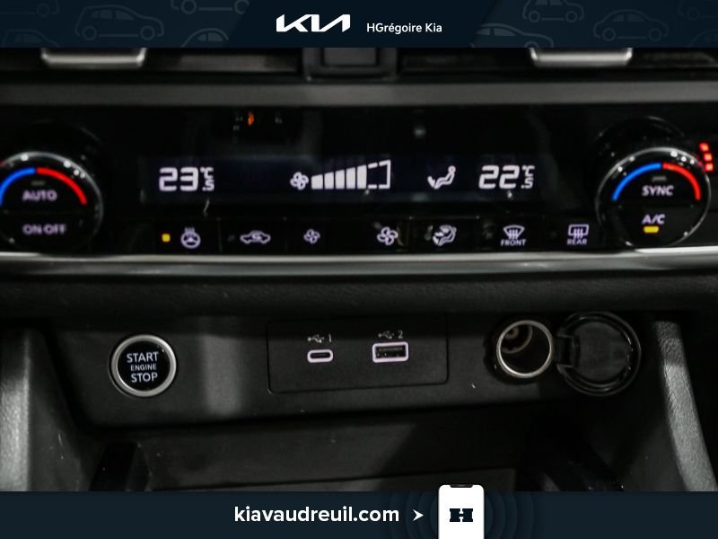2023 Nissan Rogue Beige Laval - photo #23