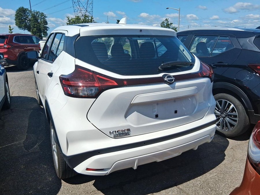 2024 Nissan KICKS S TA 2024 White
