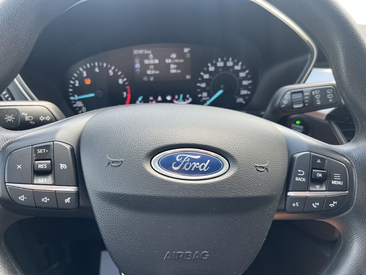 2020 Ford ESCAPE SE Red Montmagny - photo #9
