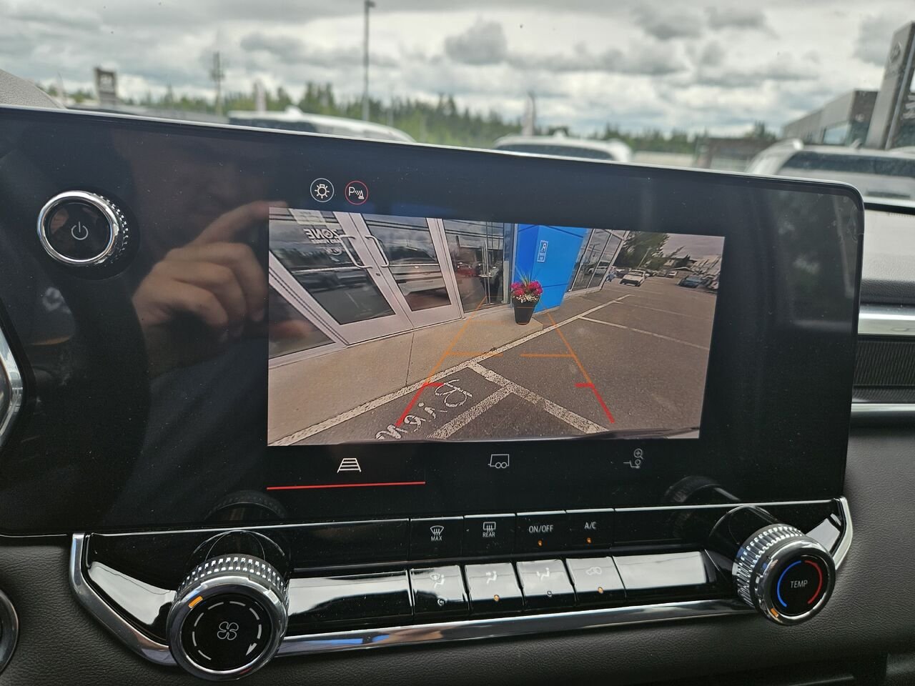 GMC Canyon Elevation cabine multiplace 4RM 2026 Argent métallisé Thetford Mines - photo #10