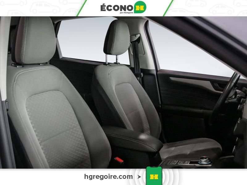 2022 Ford Escape Grey Laval - photo #24