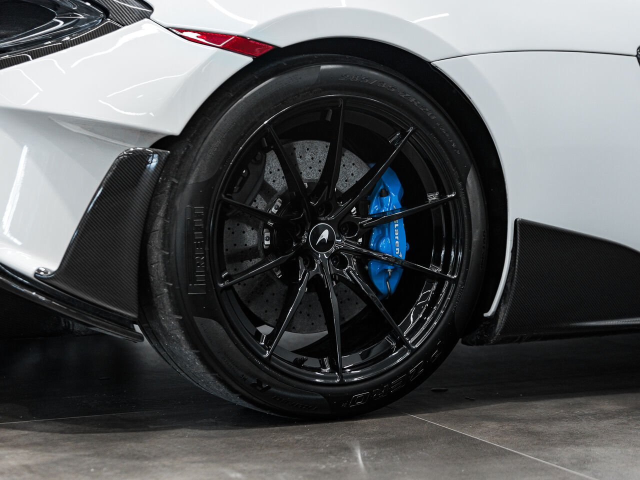 2019 McLaren 600LT *NO LUXURY TAX* White Kirkland - photo #30