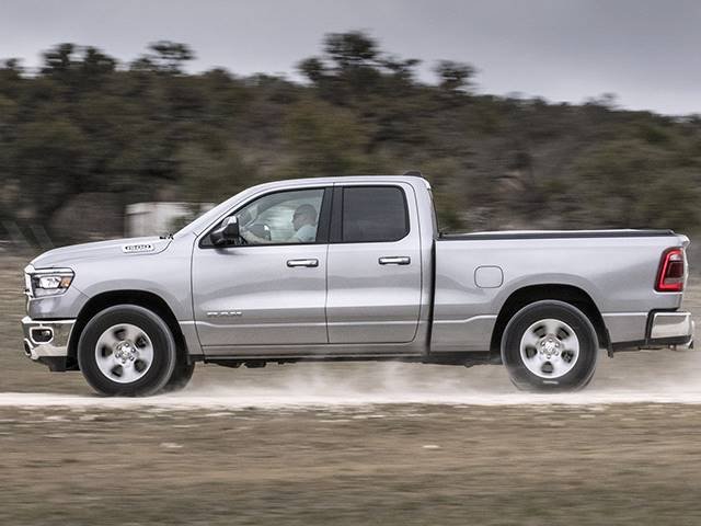 RAM 1500 2024 Argent Saint-Eustache - photo #2