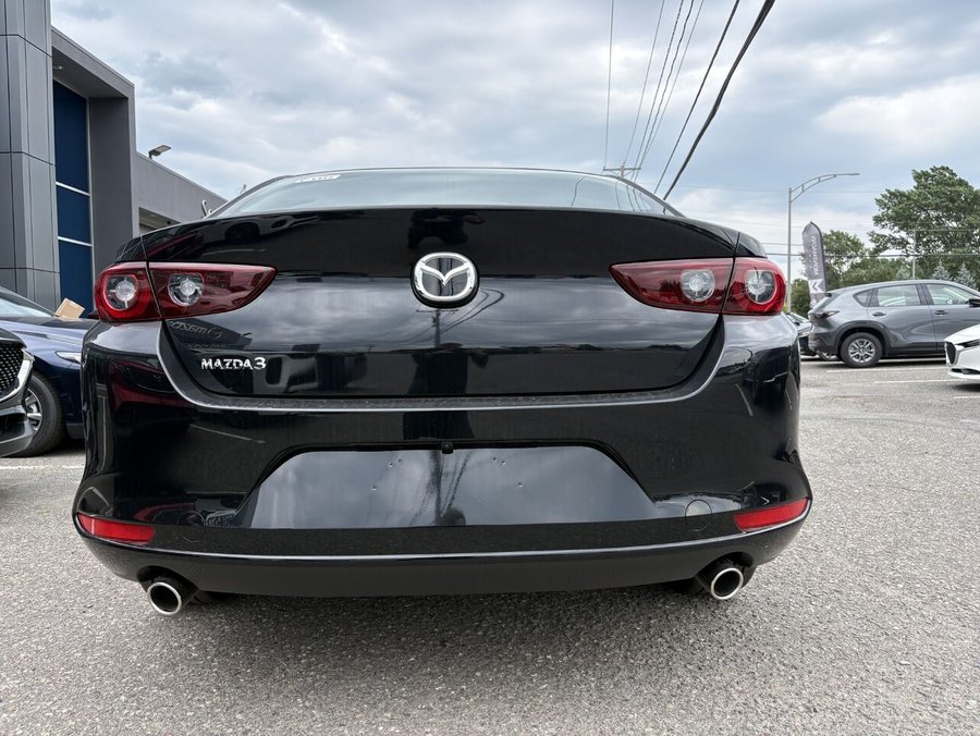 2026 MAZDA Mazda3 2026 Jet Black Mica