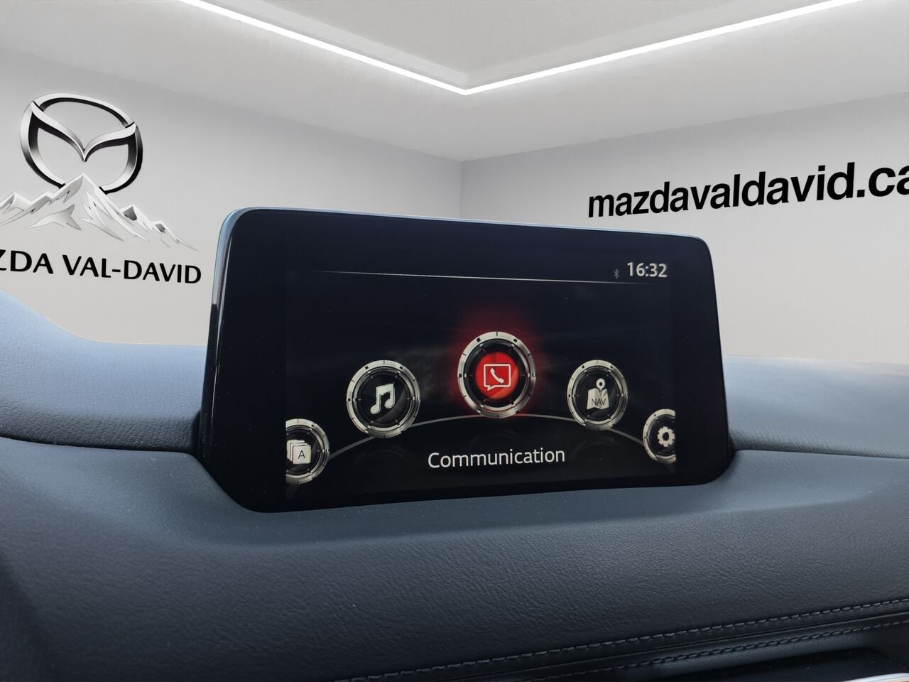 2021 Mazda CX-5 GS TI BA, bluetooth, Volant chauffant, commande audio au volant Blue Val-David - photo #12
