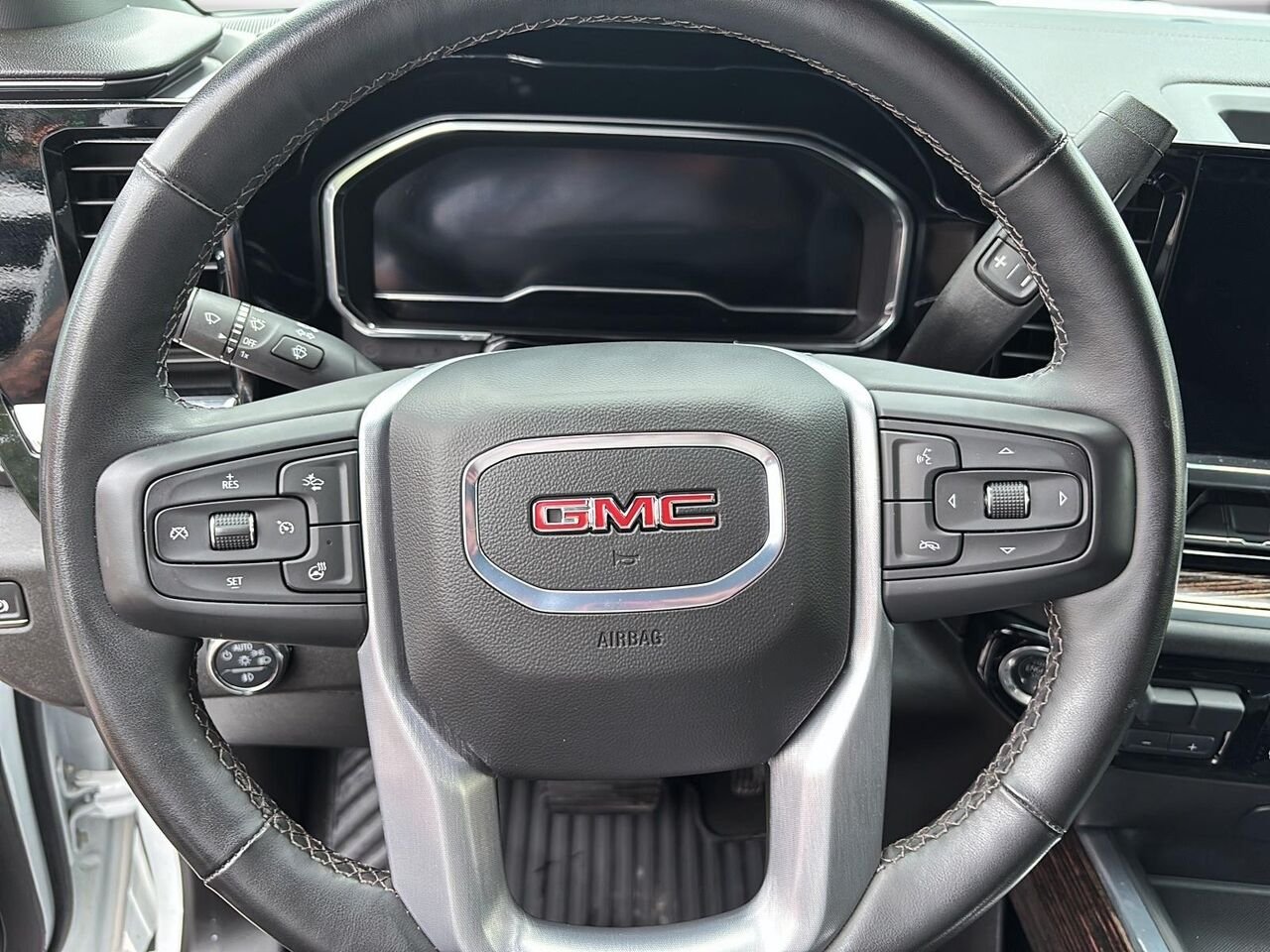 2024 GMC SIERRA 2500HD SLE White Saint-Hyacinthe - photo #10