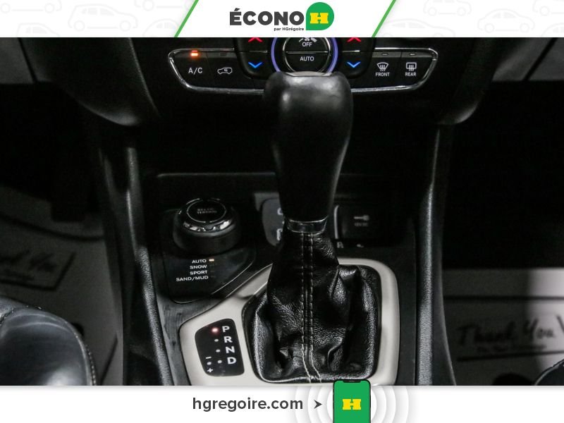 Jeep Cherokee 821127A | LIMITED 4WD CUIR TOIT PANO BLUETOOTH CAMÉRA MAGS 2015 Blanc Laval - photo #22
