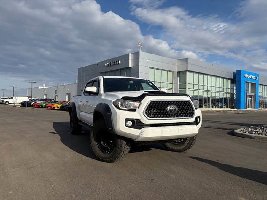 2018 Toyota Tacoma 2018 White