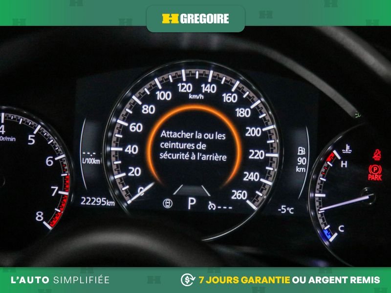 2024 Mazda CX-30 White Laval - photo #21