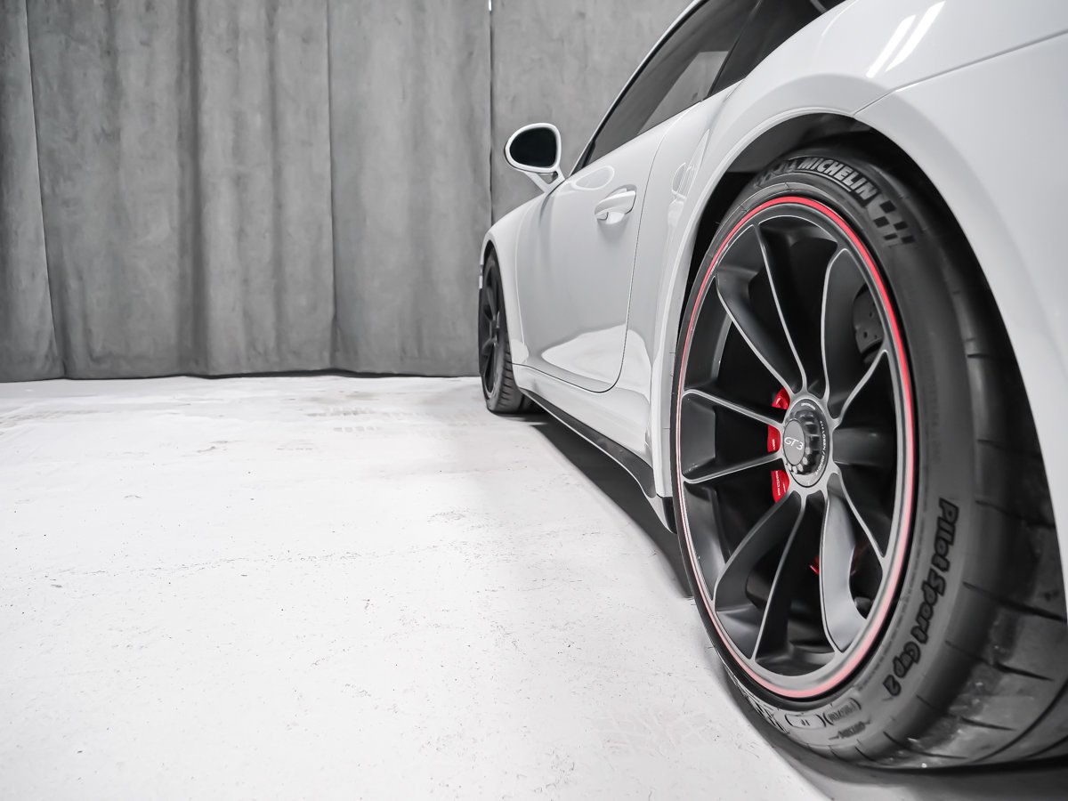 2018 Porsche 911 GT3 White Montreal - photo #13