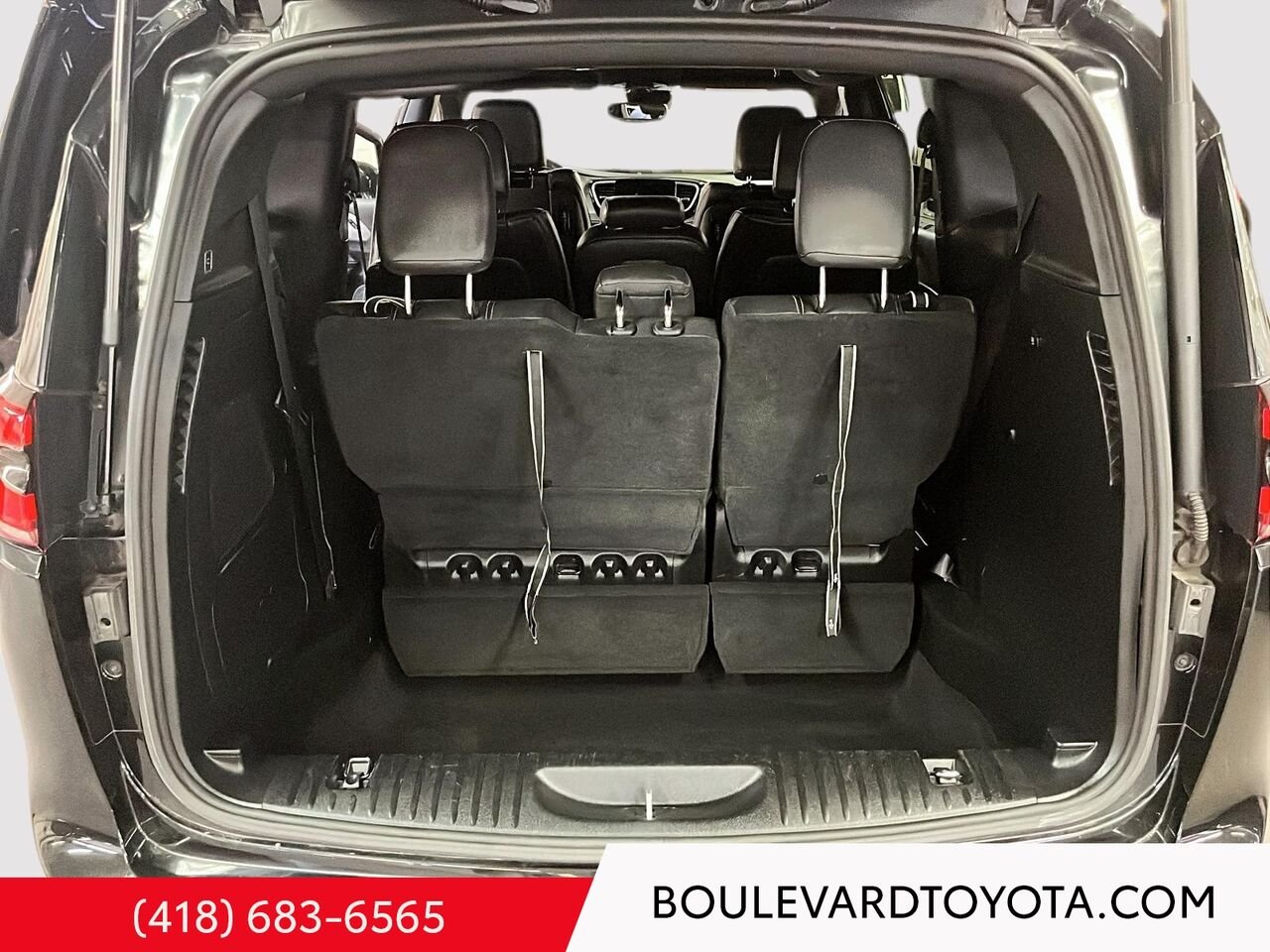 2022 Chrysler Pacifica 100232A-096 | TOURING Black Québec - photo #20