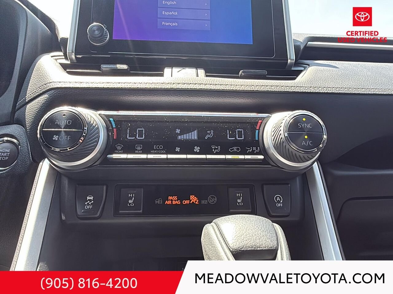 2025 Toyota RAV4 Running Boards, Sunroof, Power Drivers Seat, Low KM's, Midnight Black Metallic Mississauga - photo #19