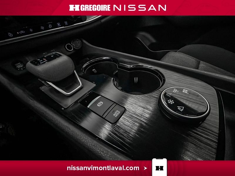 2024 Nissan Rogue White Laval - photo #22
