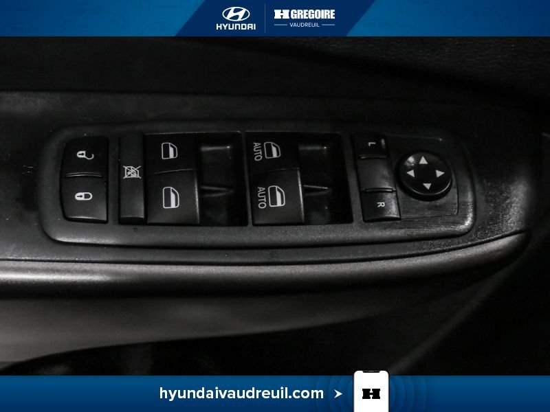 Jeep Cherokee 2019 Noir Blainville - photo #16