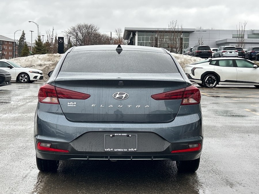 Hyundai Elantra 2019 2019 Gris