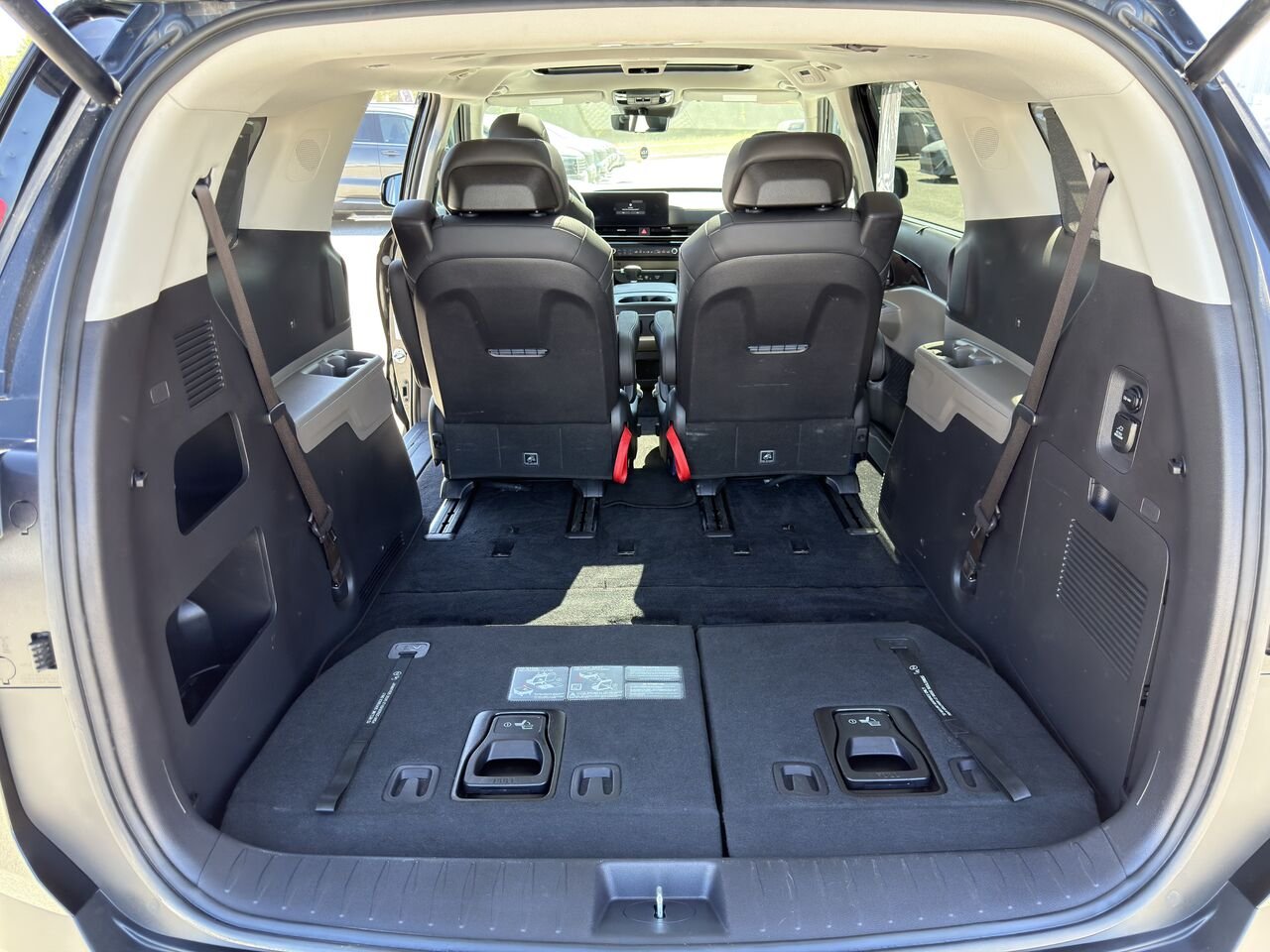 Kia Carnival 2025 Noir Thetford Mines - photo #15