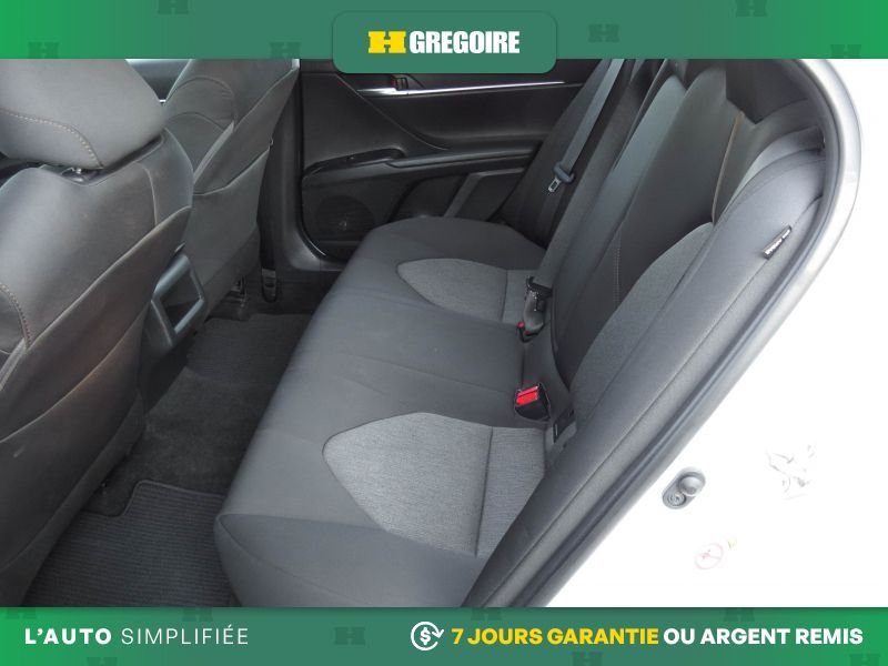 Toyota Camry 2019 Blanc Blainville - photo #24