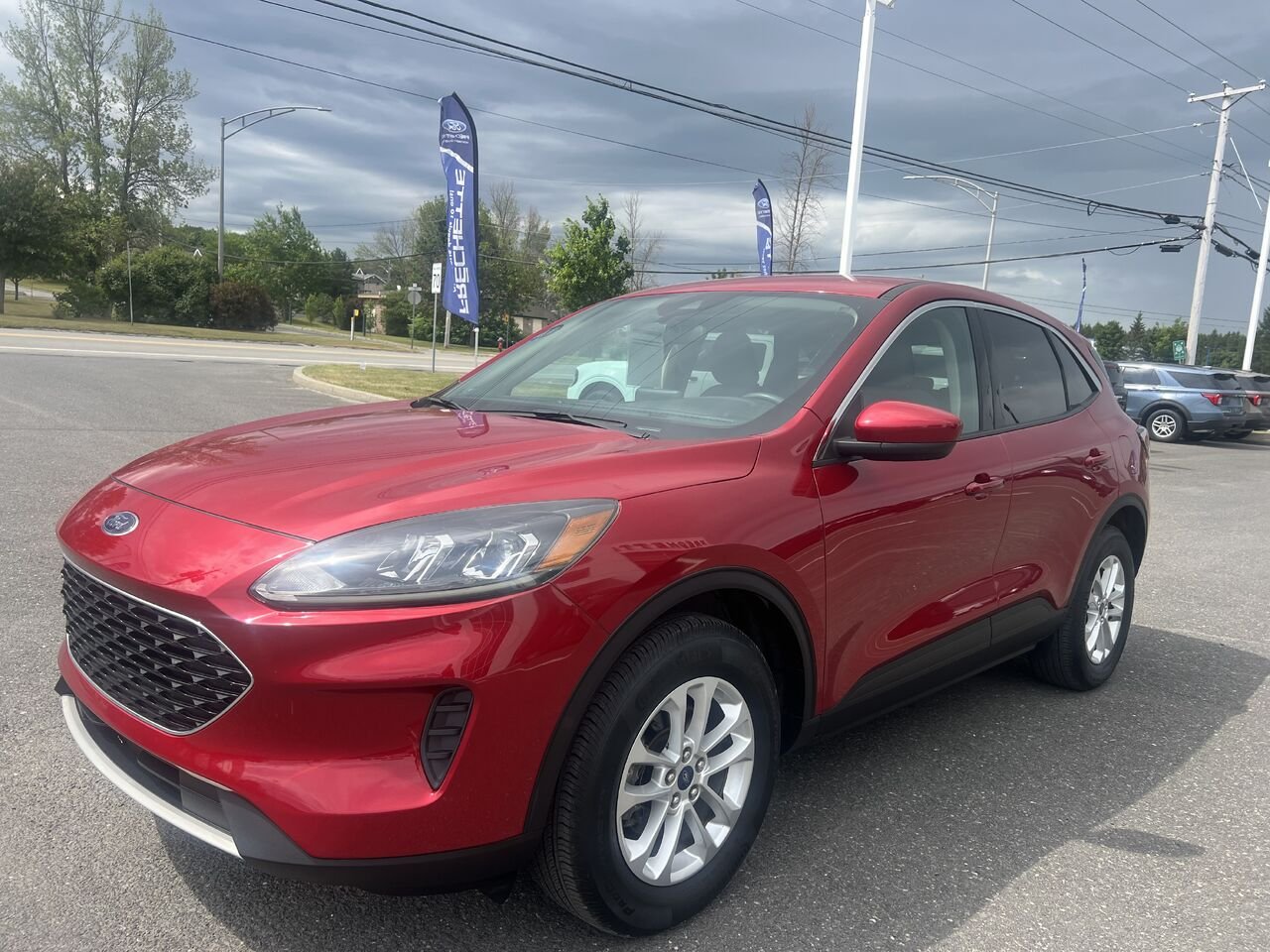 2020 Ford ESCAPE SE Red Montmagny - photo #5