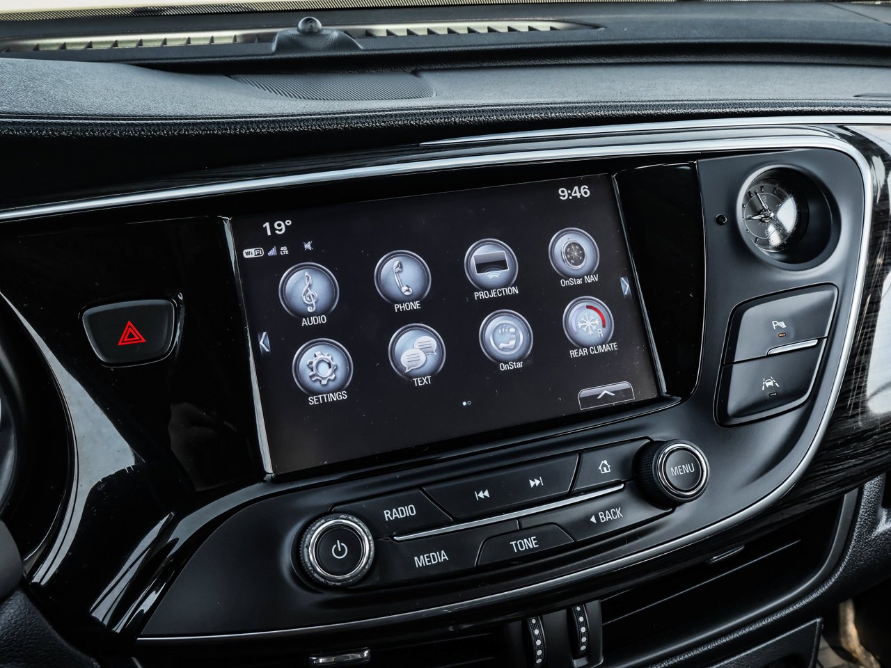 2017 Buick Envision AWD 4dr Premium I Red Sherwood Park - photo #26