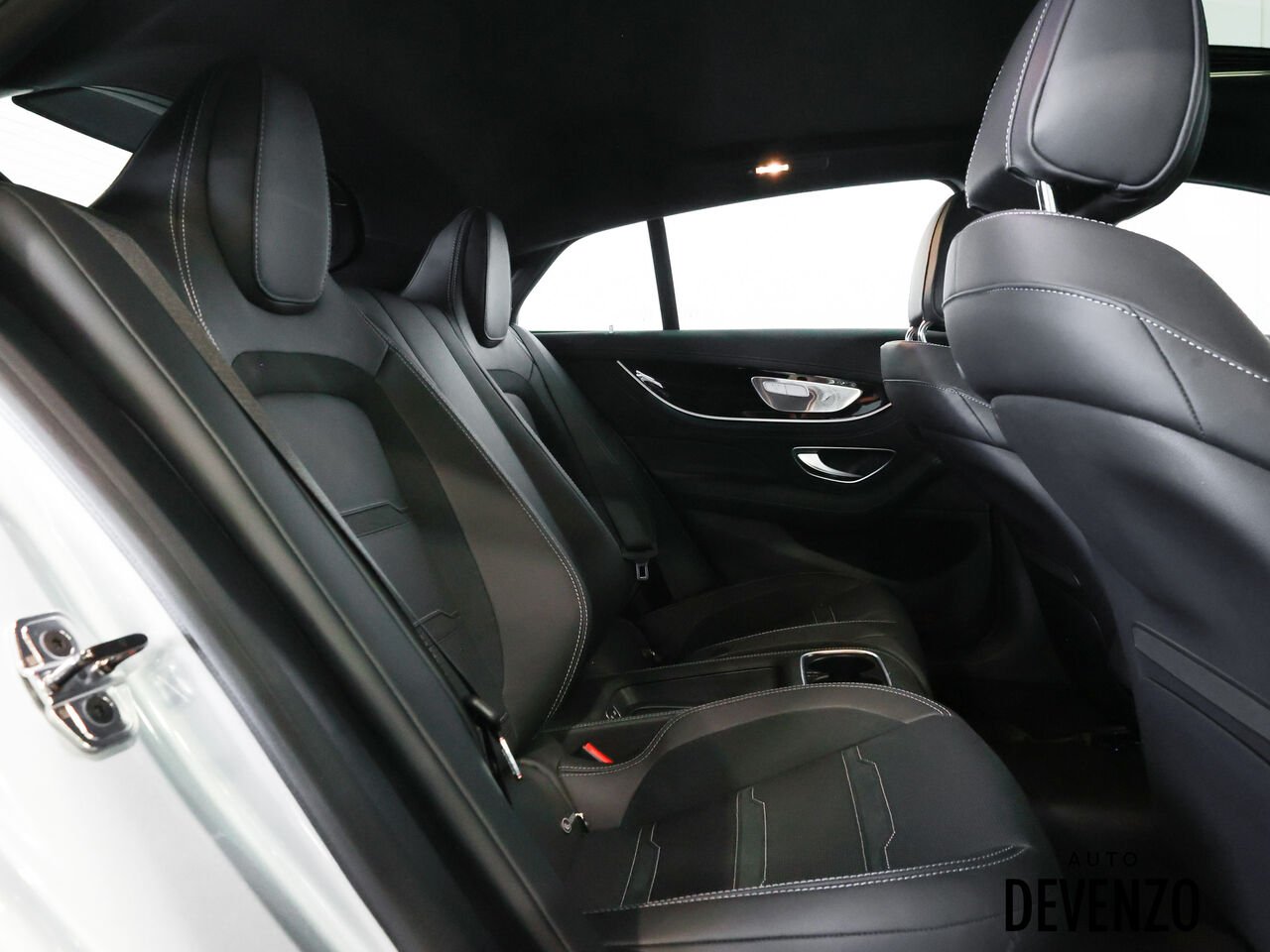 Mercedes-Benz GT AMG 2024 Argent Saint-Eustache - photo #8