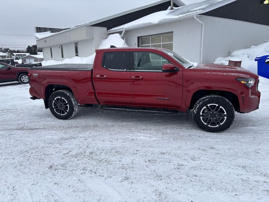 2024 Toyota Tacoma 2024 Supersonic Red