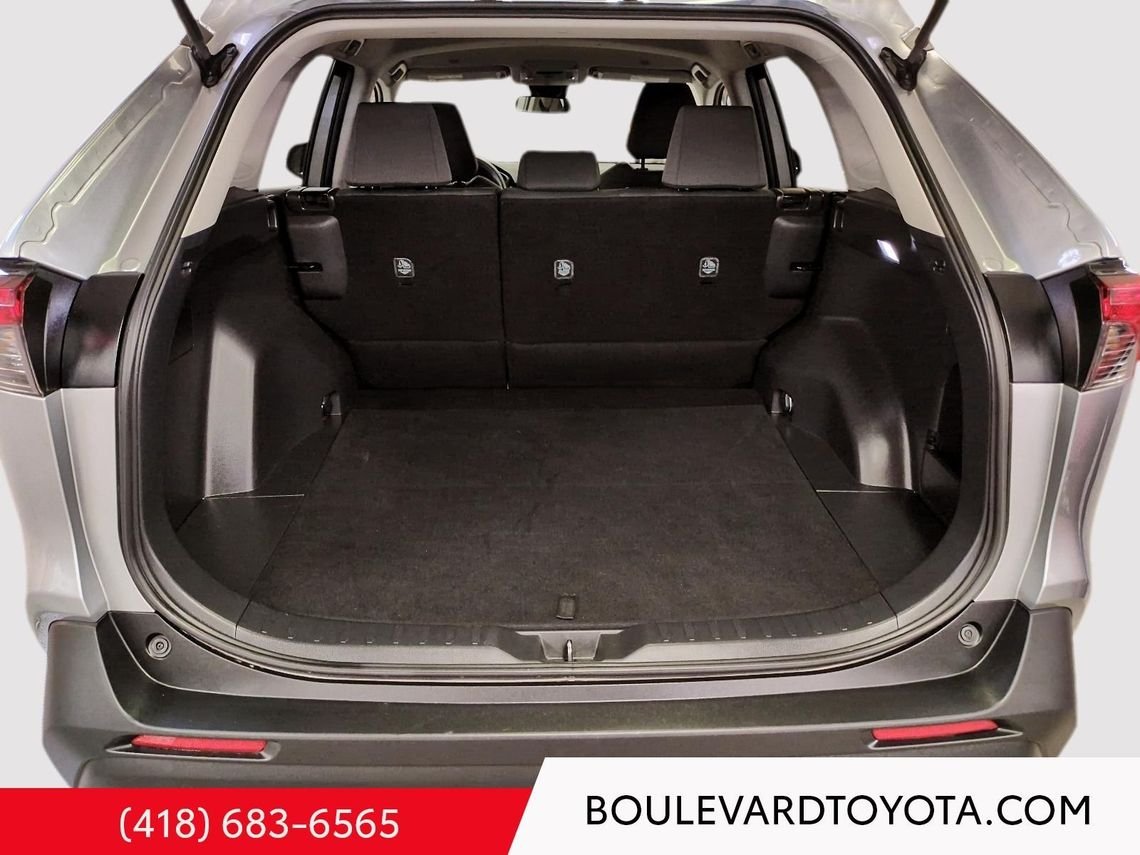 Toyota RAV4 531712-119 | LE, AWD 2024 Ciel argent métallisé Québec - photo #15