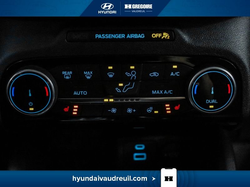 2022 Ford Escape Grey Laval - photo #28
