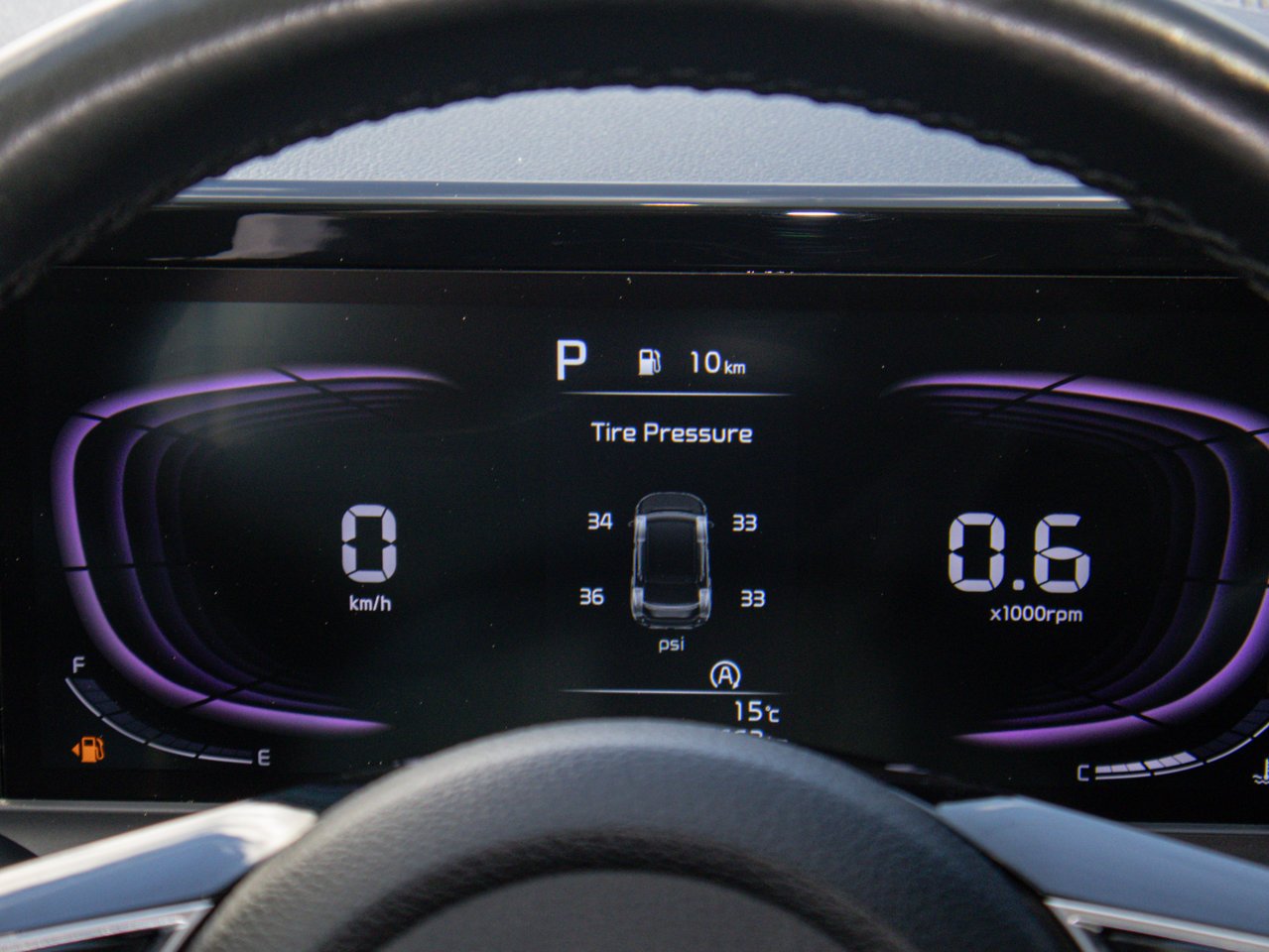 2025 Kia Seltos EX AWD White Sherwood Park - photo #21