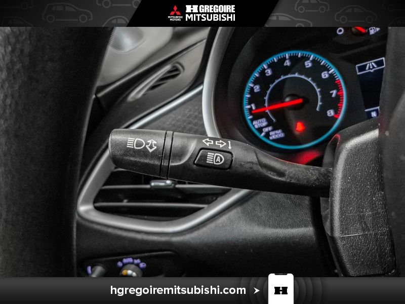 2024 Chevrolet Malibu Black Saint-Eustache - photo #16
