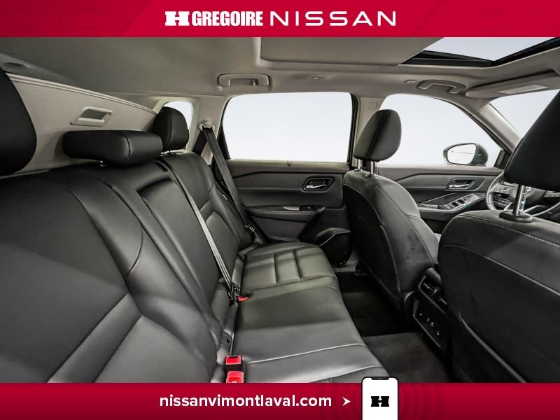 Nissan Rogue 2023 Blanc Laval - photo #12