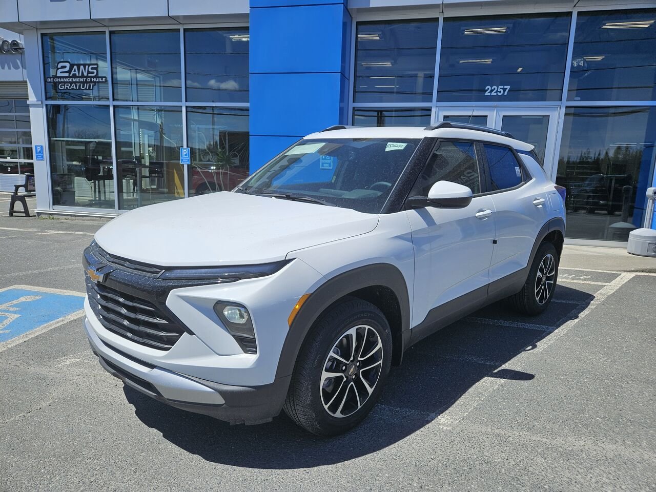 2026 Chevrolet Trailblazer Traction intégrale, 4 portes LT SUMMIT WHITE Thetford Mines - photo #0