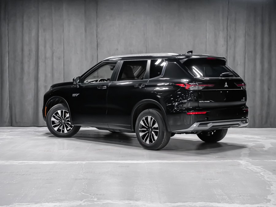 Mitsubishi Outlander PHEV LE 2026 Fini taillé diamant Noir de qualité supérieure