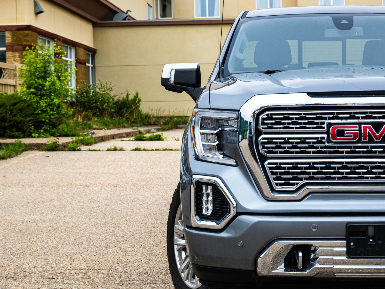 2019 GMC Sierra 1500 4WD Crew Cab 147 Denali Grey Sherwood Park - photo #5