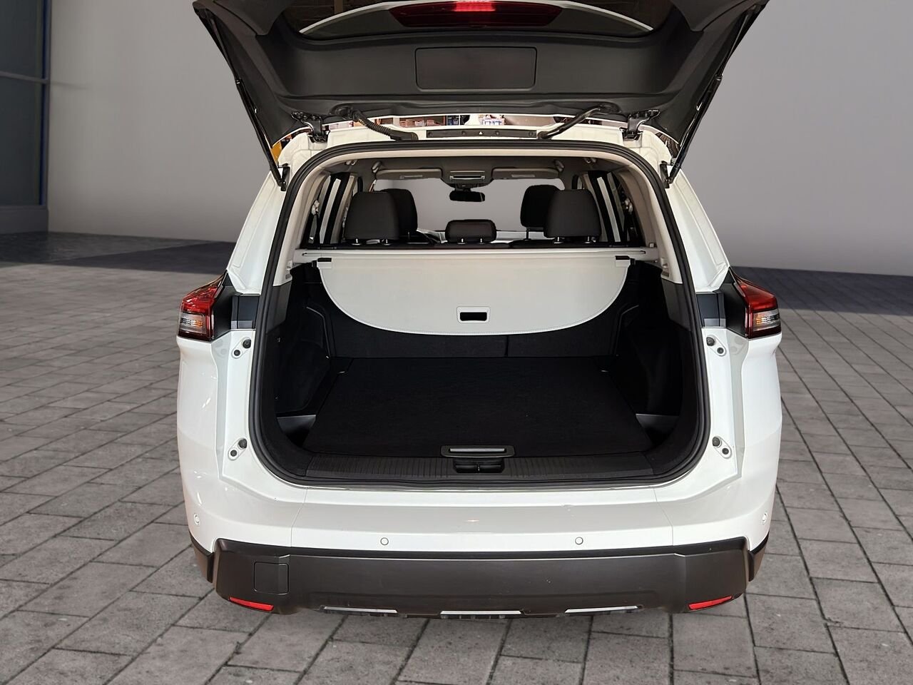 2024 Nissan ROGUE S TRACTION INTEGRALE White Québec - photo #5