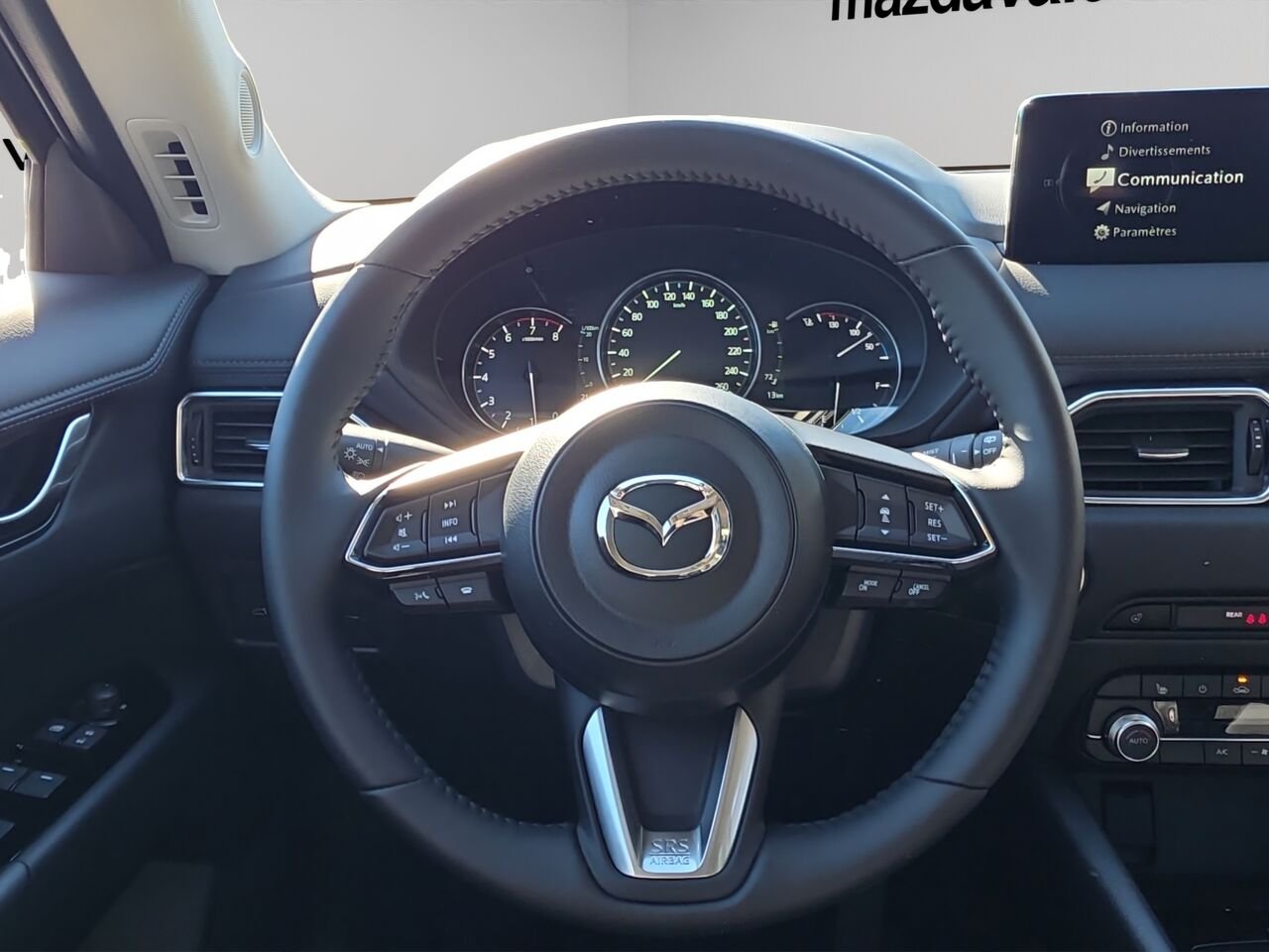 2025 Mazda CX-5 Gs, awd, sièges, volant et rétroviseurs chauffants, hayon électrique Soul Red Crystal Metallic Val-David - photo #8