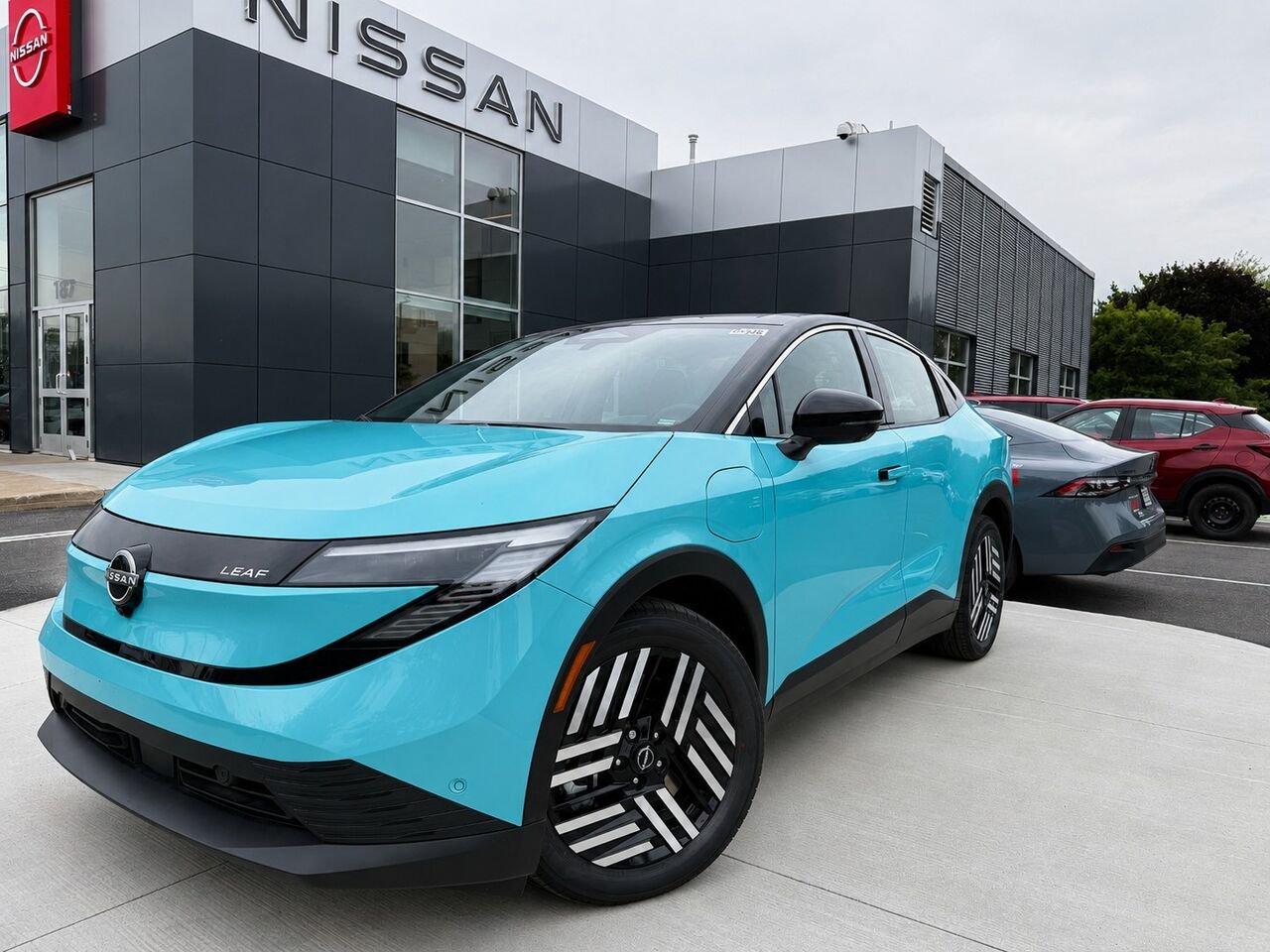 NISSAN LEAF LEAF SV+ 2026 Bleu turquoise/Noir Châteauguay - photo #0