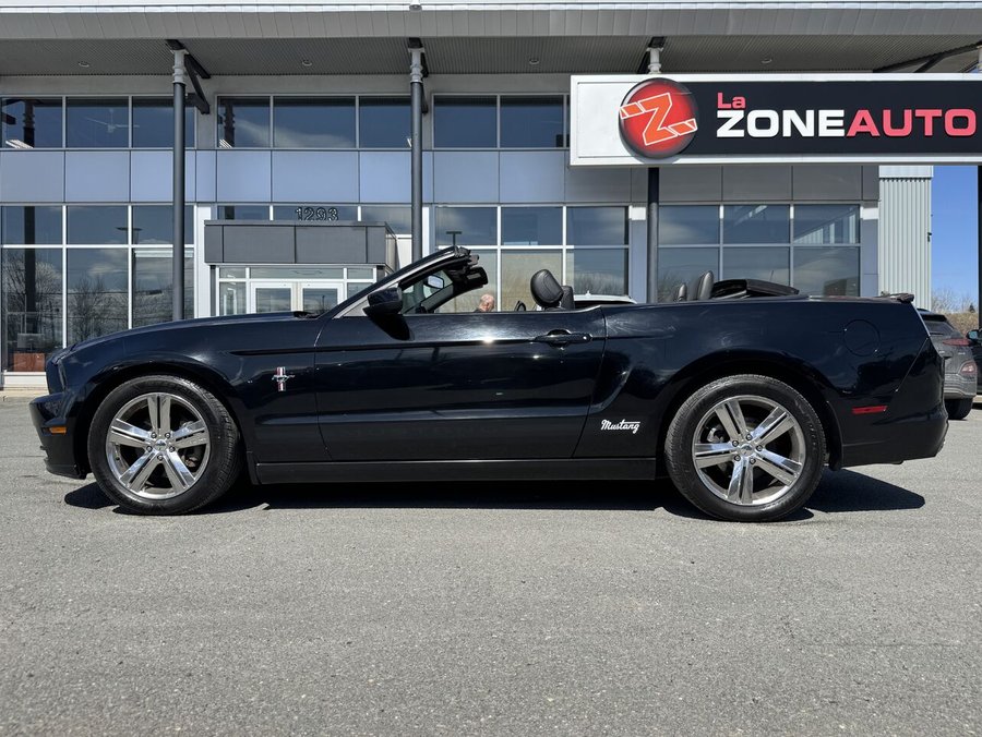 2013 Ford Mustang V6 2013 Black