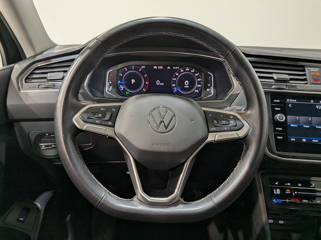 Volkswagen Tiguan Comfortline 4MOTION 2024 Noir Val-David - photo #14