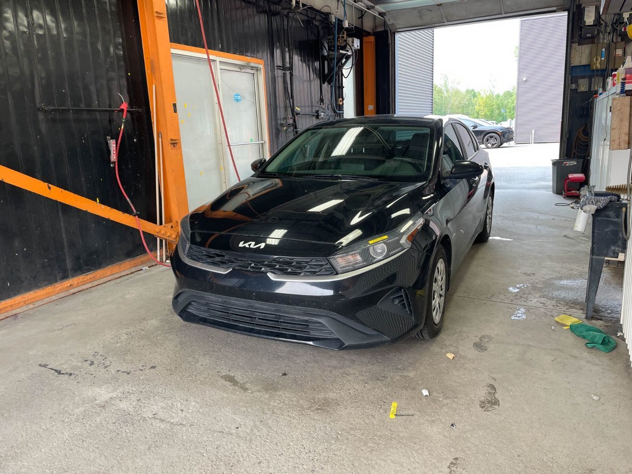 Kia Forte LX *SIÈGES CHAUFF* CARPLAY BLUETOOTH A/C USB 2022 Gris Saint-Jérôme - photo #0