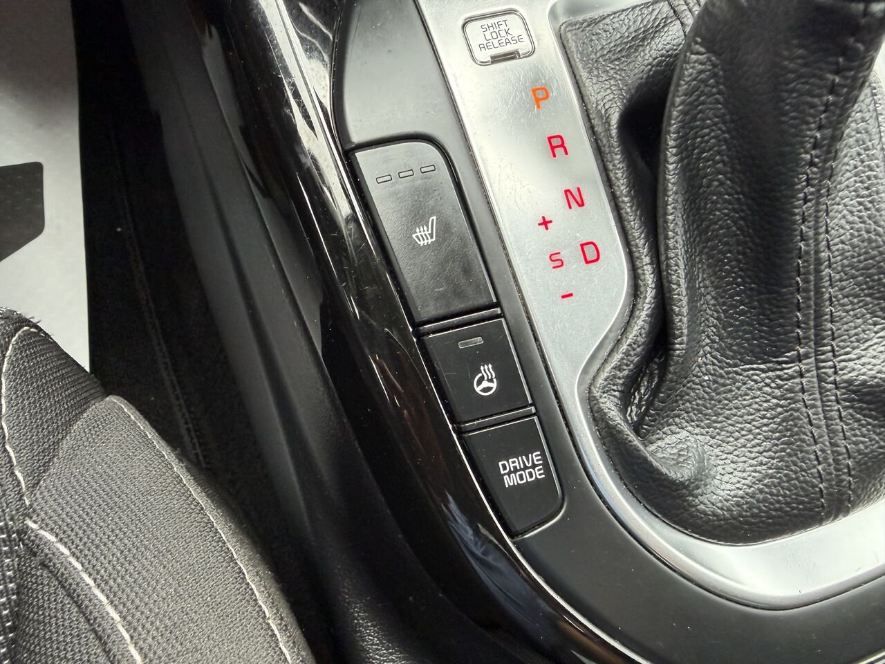 2020 Kia Forte Black Thetford Mines - photo #22
