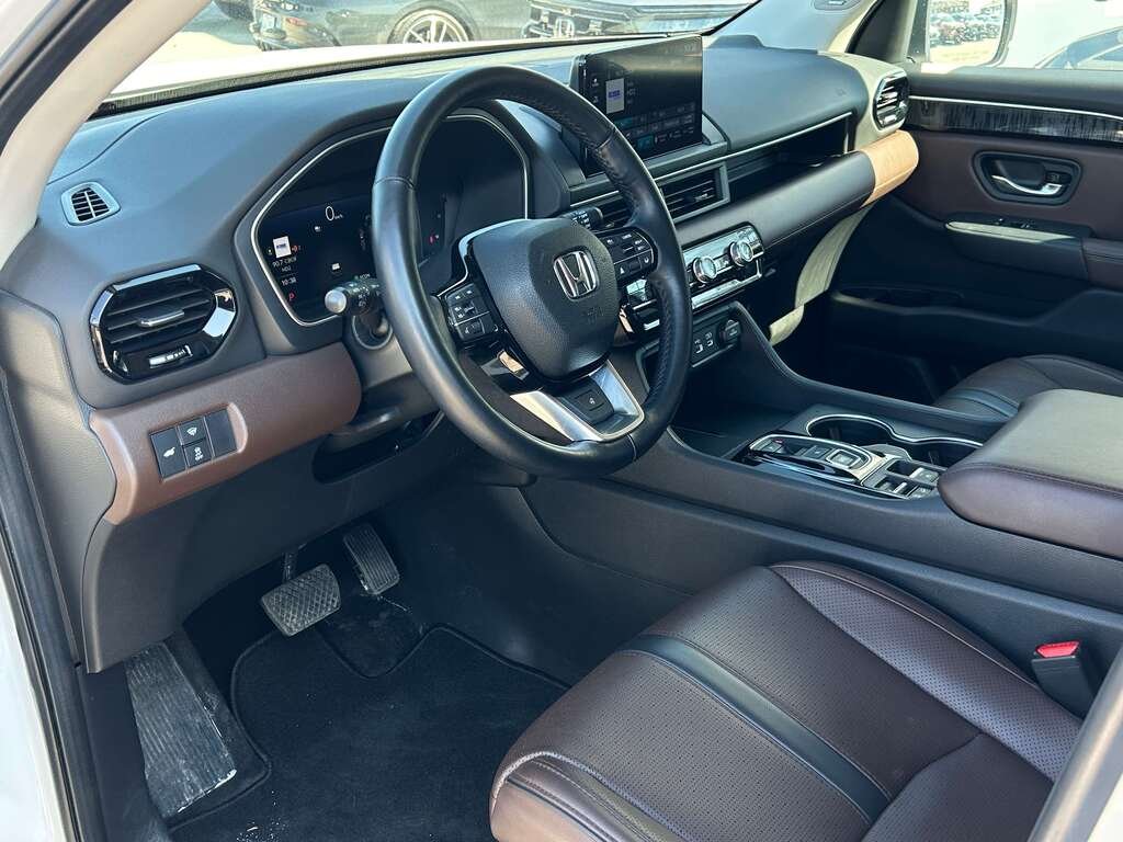 Honda HondaPilot Touring 2023 Blanc Gatineau - photo #10