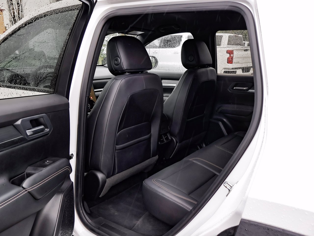 2026 GMC Terrain AWD 4dr Elevation White Sherwood Park - photo #26