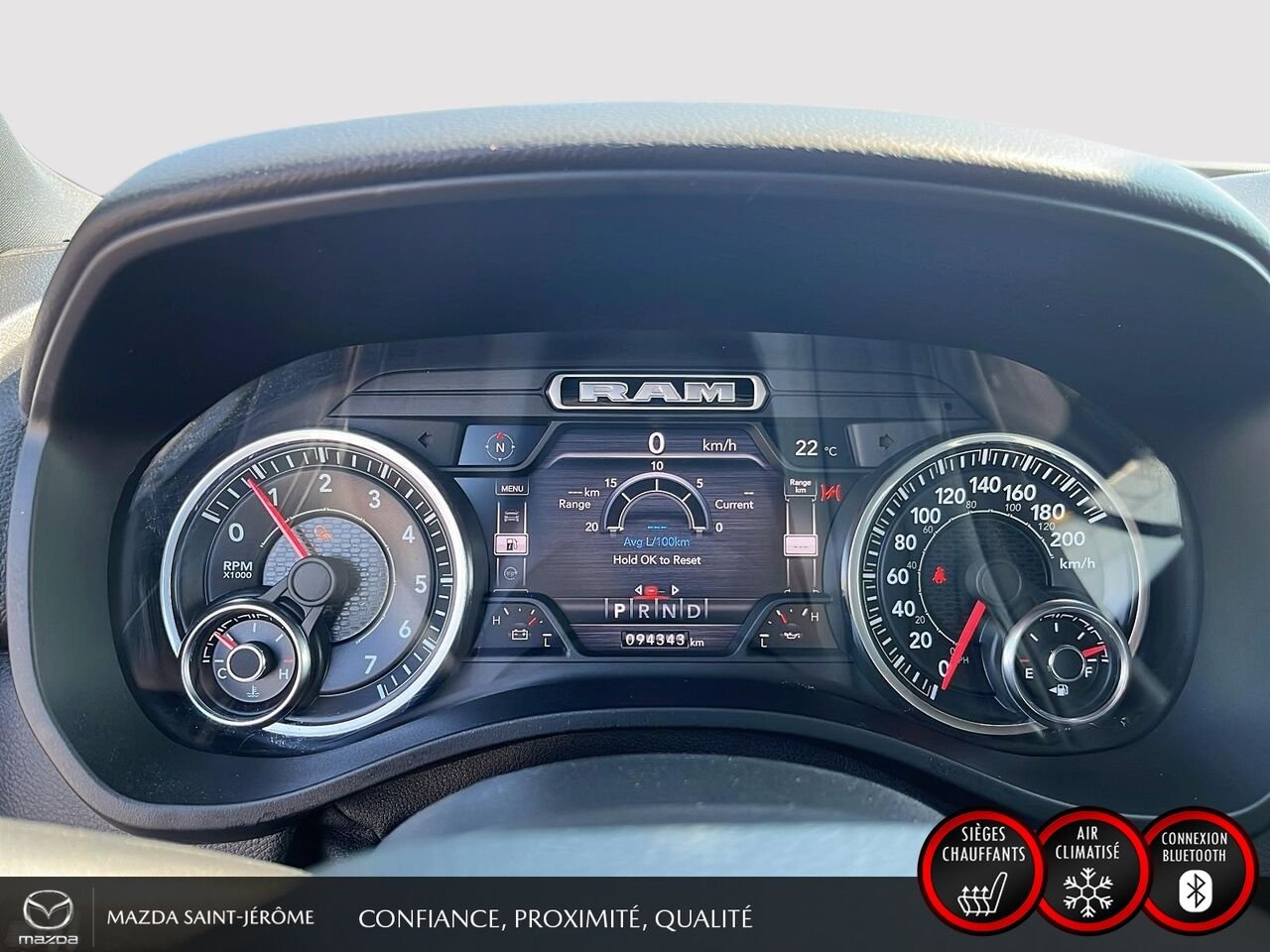 2020 Ram 1500 Grey Saint-Jérôme - photo #17