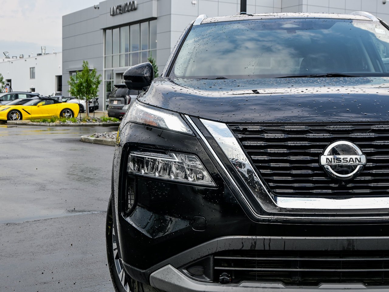 2021 Nissan Rogue AWD SV Black Sherwood Park - photo #4